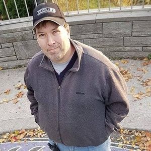 Meet your Posher, Stephen